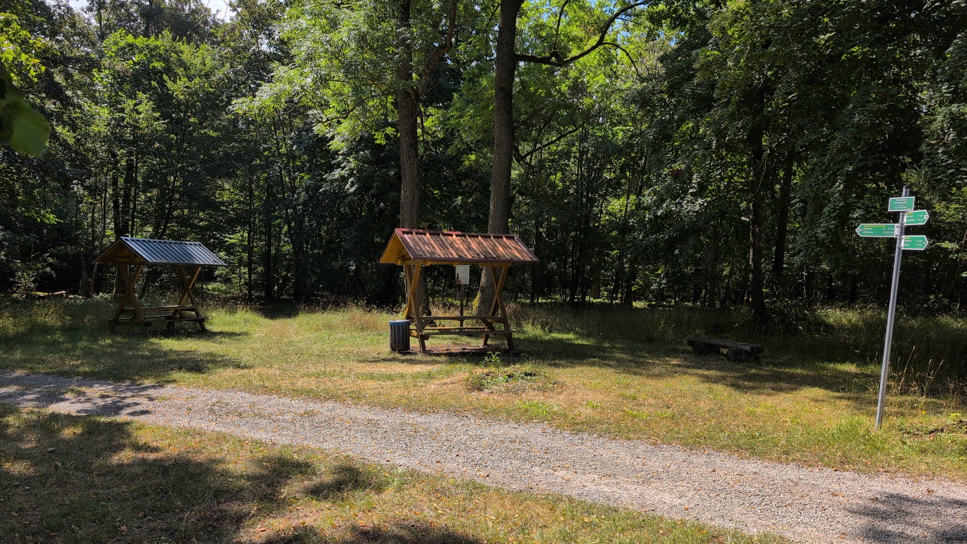 Benches at the Rondell